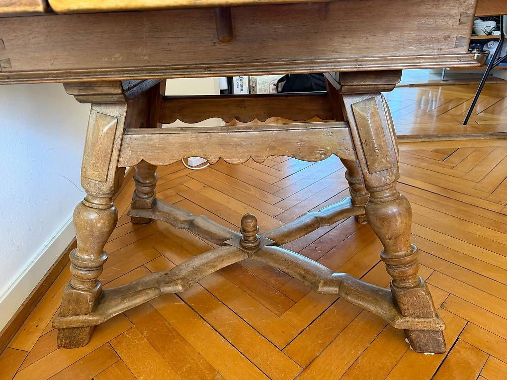 Tavoli: Massiver Holztisch mit Schiefereinlage – Usato da Zürich venduto da safira_p 4