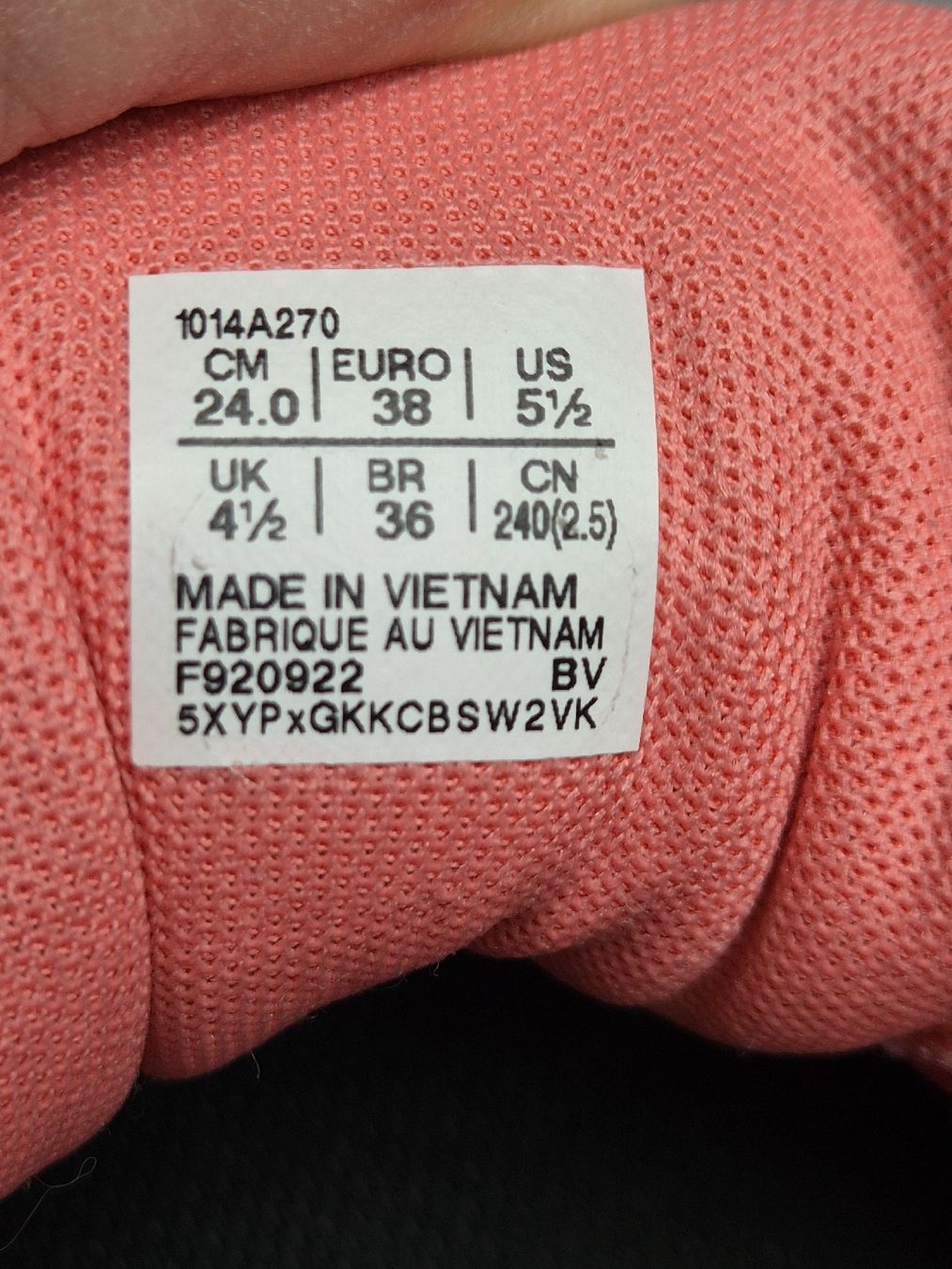 Asics Chaussures hommes: Kinder Laufschuh Asics – D'occasion à Baden par Family_in_Baden 1