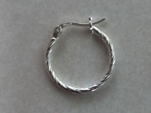 Orecchini pendenti & Orecchini a lobo: 2 Silber Creolen Ohrhänger – Nuovo e nell'imballaggio originale da Winistorf venduto da acreativ 2