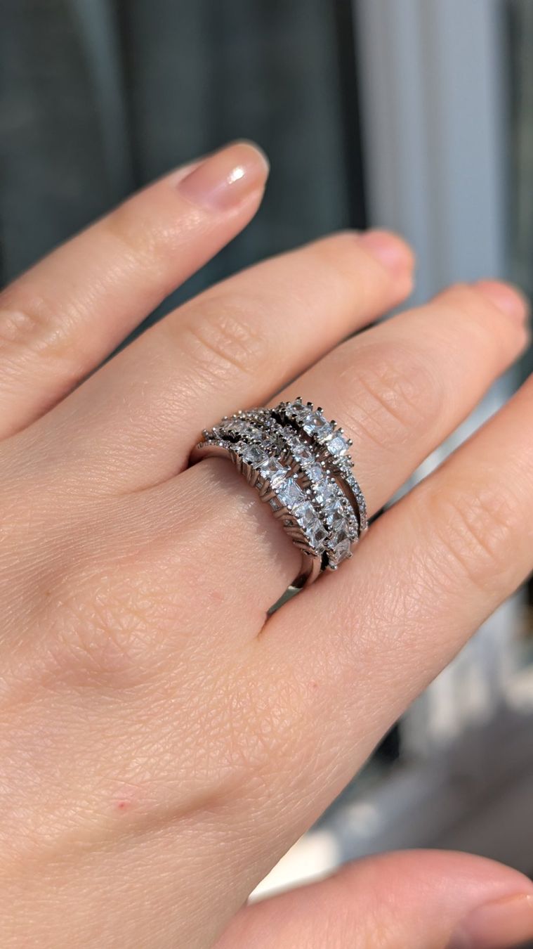 Anelli: Ring nameless wie Hyperbola Swarowski – Usato da Zürich venduto da oschance