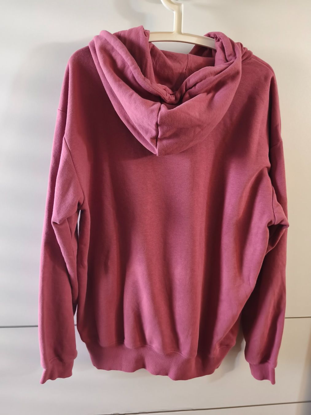 Adidas Maglioni & Felpe: adidas Damen Kapuzenpullover Dunkel Rosa Gr.M – Usato da Uster venduto da zebralino 3