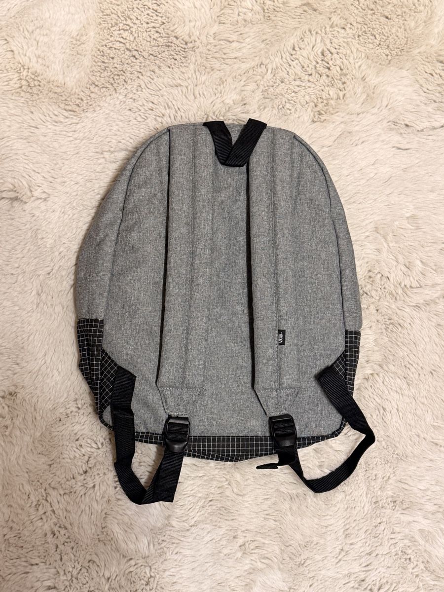 Vans Rucksäcke: Vans Rucksack – Gebraucht aus Haldenstein von ana_b8c7 1