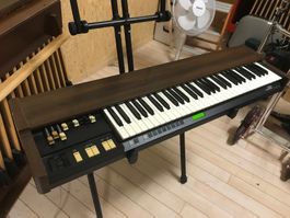 HAMMOND XB 2, defekt.