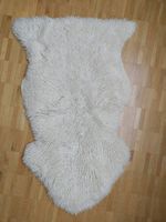 Schaffell ca. 1.05m lang und 62cm breit