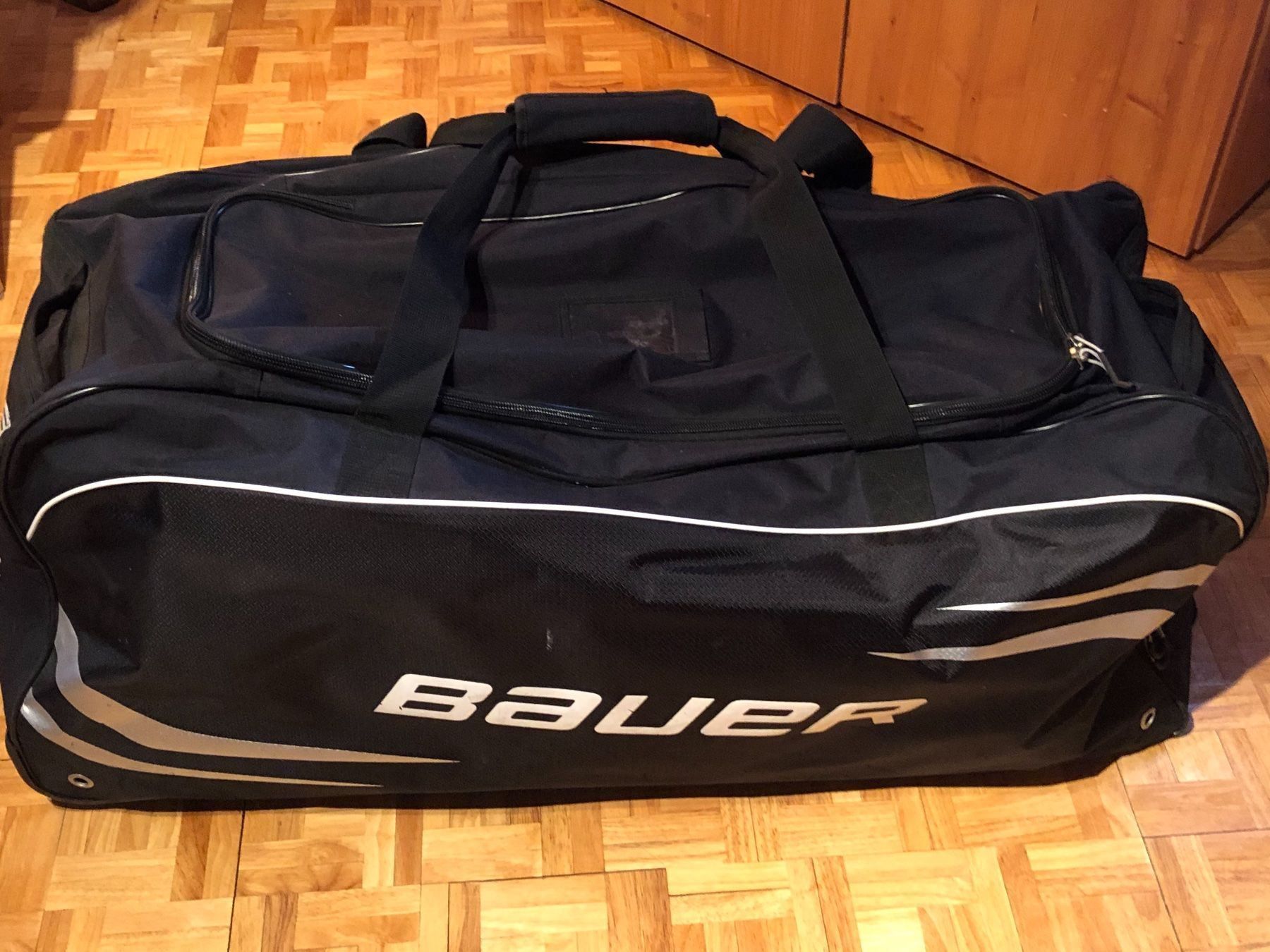 Bauer Protezioni & Imbottiture: Eishockey Ausrüstung – Usato da Arosa venduto da Paklica
