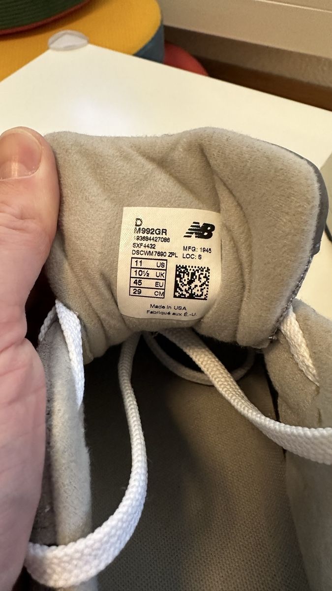 New Balance Scarpe da uomo: New Balance 992 US11/45 – Usato da Zürich venduto da Hyper_racing 4