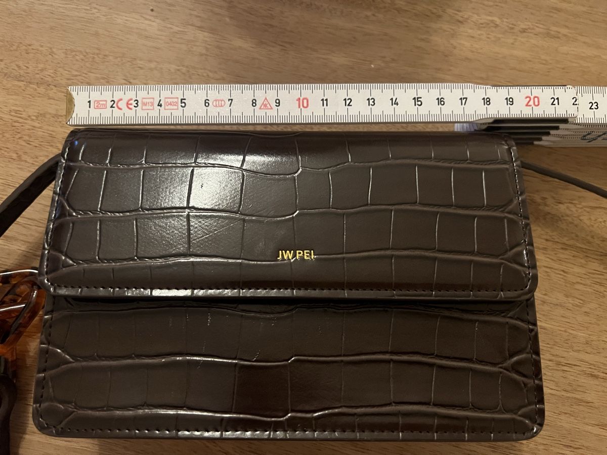 Taschen für Damen: JW PEI Tasche klein braun – Neu (gemäss Beschreibung) aus Zürich von Rehlia 3