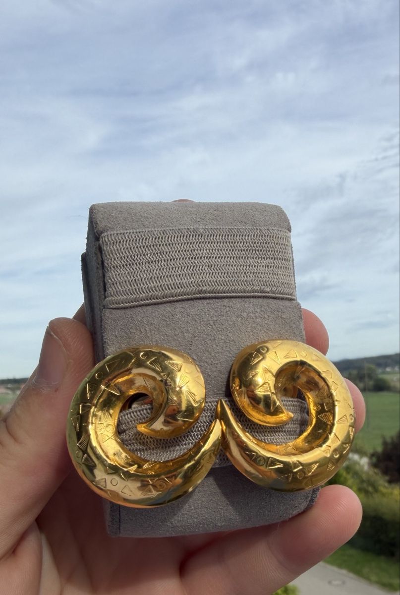 Celine Orecchini pendenti & Orecchini a lobo: Clips vintage Céline – Usato da Cressier FR venduto da Kvito4ka