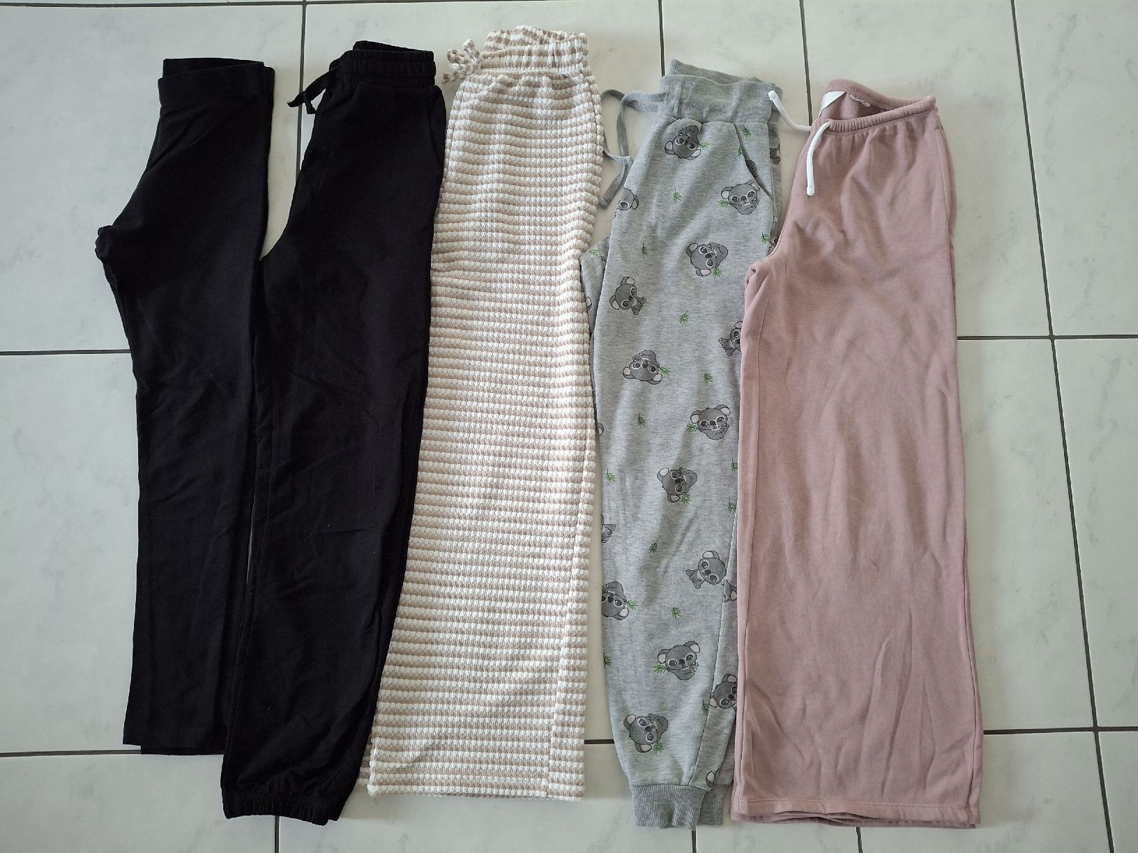 Lotti & Set di vestiti: Mädchenkleiderpaket gr. 146/152 – Usato da Seftigen venduto da chriguesther 4