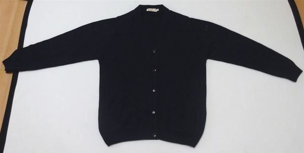 Giacche: Pringle Scotland - Strickjacke - navy – Usato da Zofingen venduto da Justizia_01 1