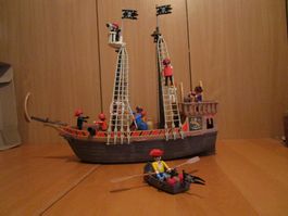 Playmobil  -  Piratenschiff