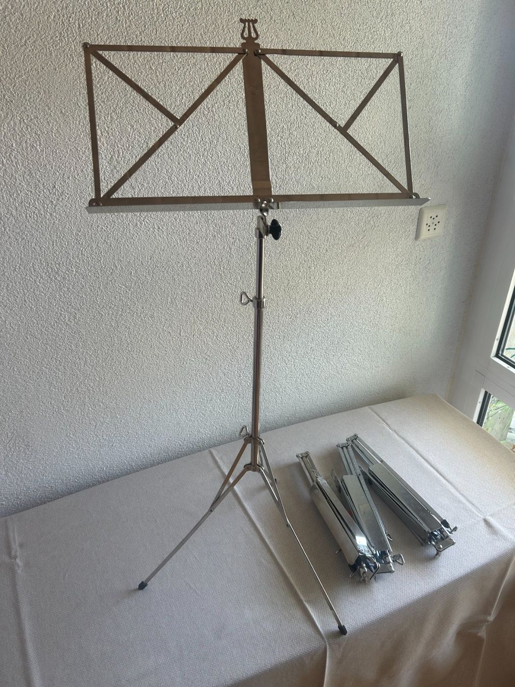 Supports pour instruments & partitions: Notenständer – D'occasion à Gebenstorf par Musicat01