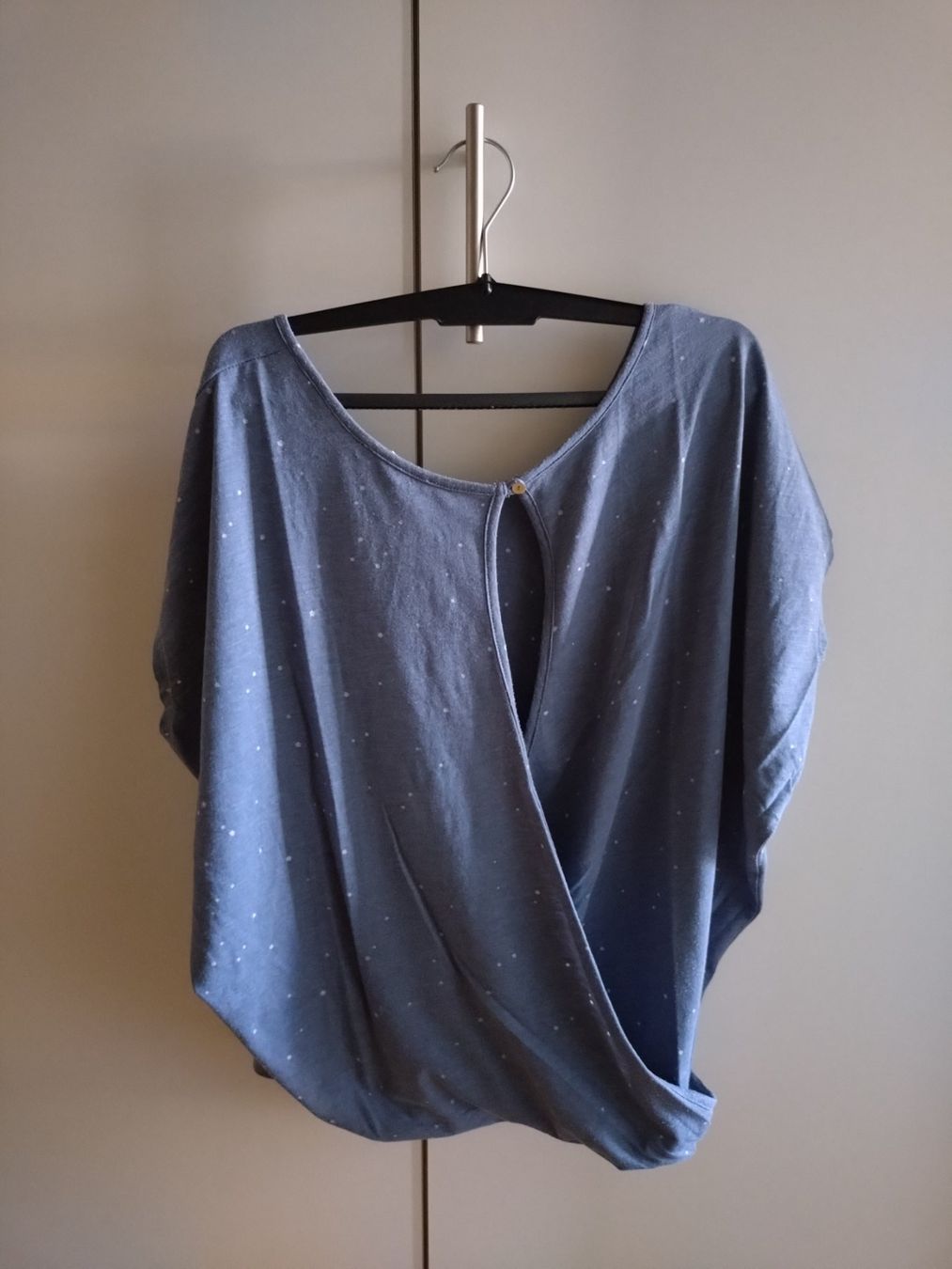 Esprit T-shirt: Blaues Shirt mit Punkten – Usato da Kilchberg ZH venduto da chr_g5kn 1