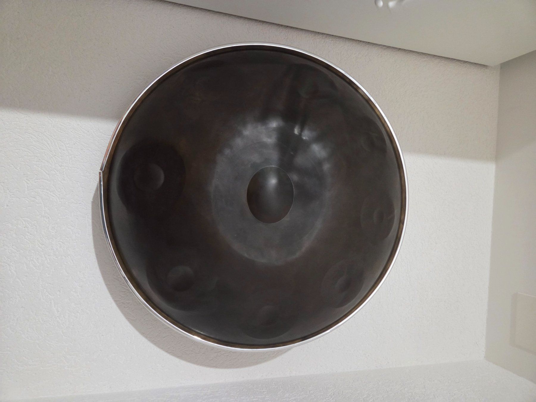 Instruments de musique: Handpan D Kurd + housse et support mural – D'occasion à Promasens par ama_zcd6