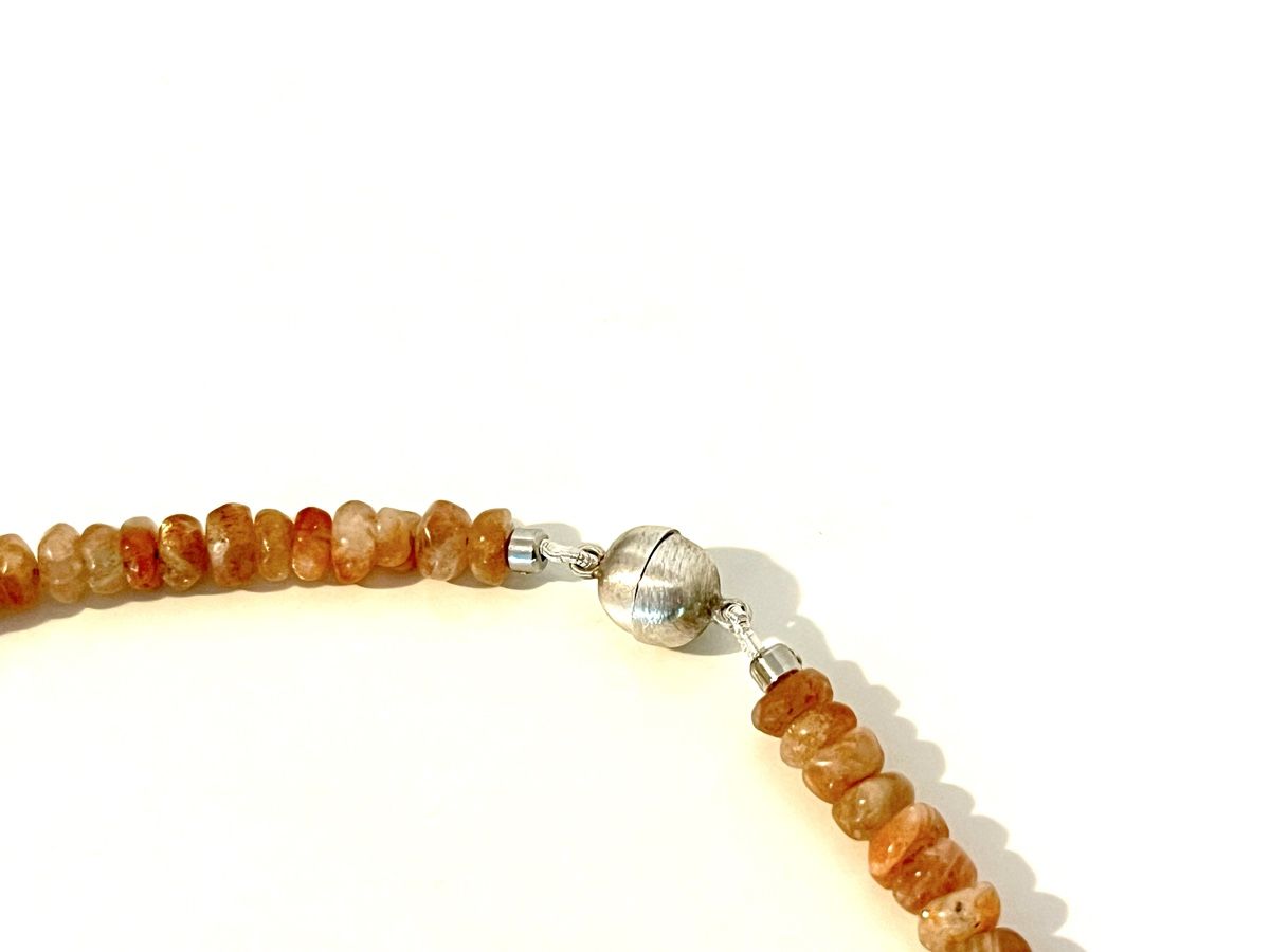 Ketten: Sunstone & Rock Crystal Necklace - Sterling Silver – Neu und originalverpackt aus Rüschlikon von ThereseJewelryDesign 4