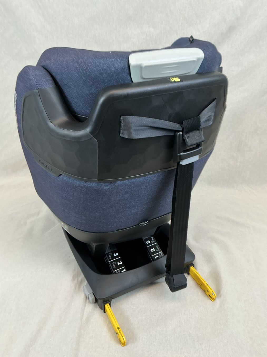 Maxi-Cosi Auto-Kindersitze: MAXI COSI Titan Pro Kinder Autositz – Gebraucht aus Richterswil von Restwert_Richterswil 8