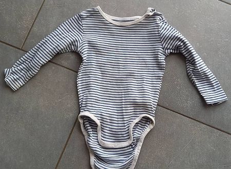 Body Gr. 68 (4-6 Monate)