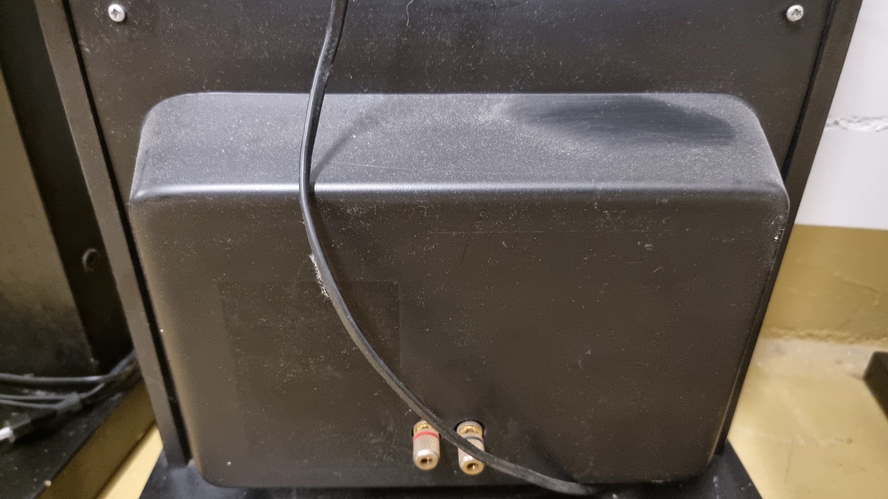 Casse acustiche: Audiostatic ES 300 (?) oder ES 200 ? – Difettoso da Schöfflisdorf venduto da Silvervintage.CH 1