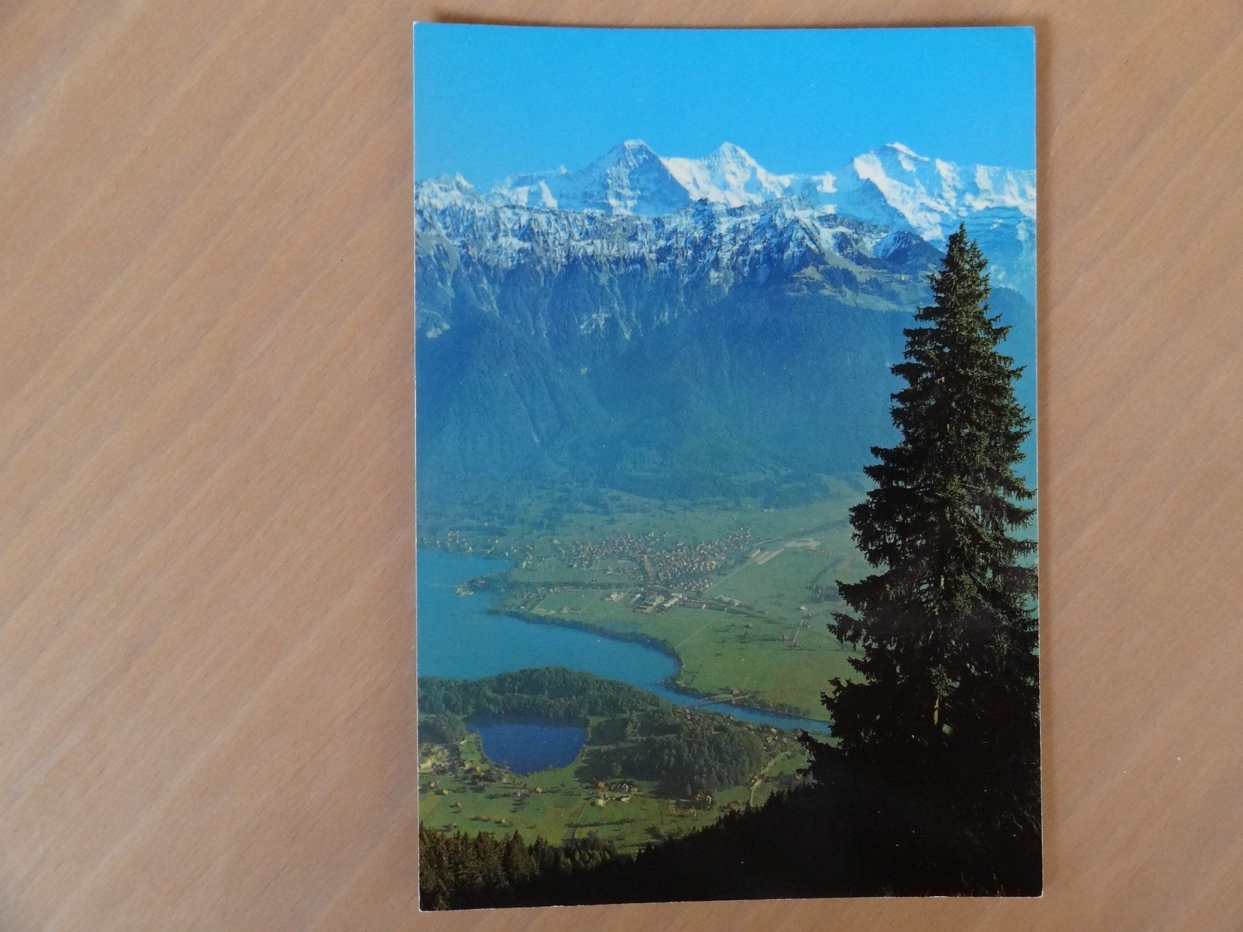 Cartoline postali: Bönigen - Eiger, Mönch, Jungfrau - 1986 – Usato da St Léonard venduto da Riglin