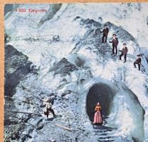 Eisgrotte, belebt, alte AK, Wanderer Gletscher