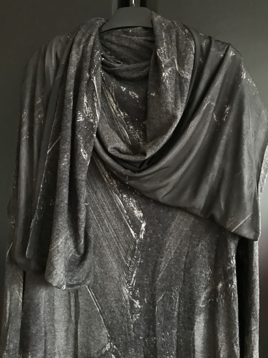 Kleider: Robe OZAI N KU, taille S, viscose, grise anthracite – Neu und originalverpackt aus Morges von sandy069 3
