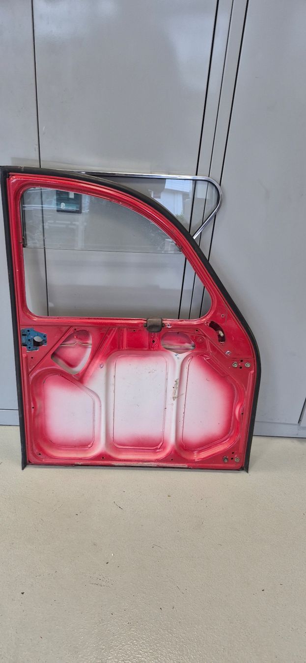 Citroën Tutti pezzi di ricambio auto: Citroën 2CV Fahrertür – Usato da Grub SG venduto da Soerjebreske 1