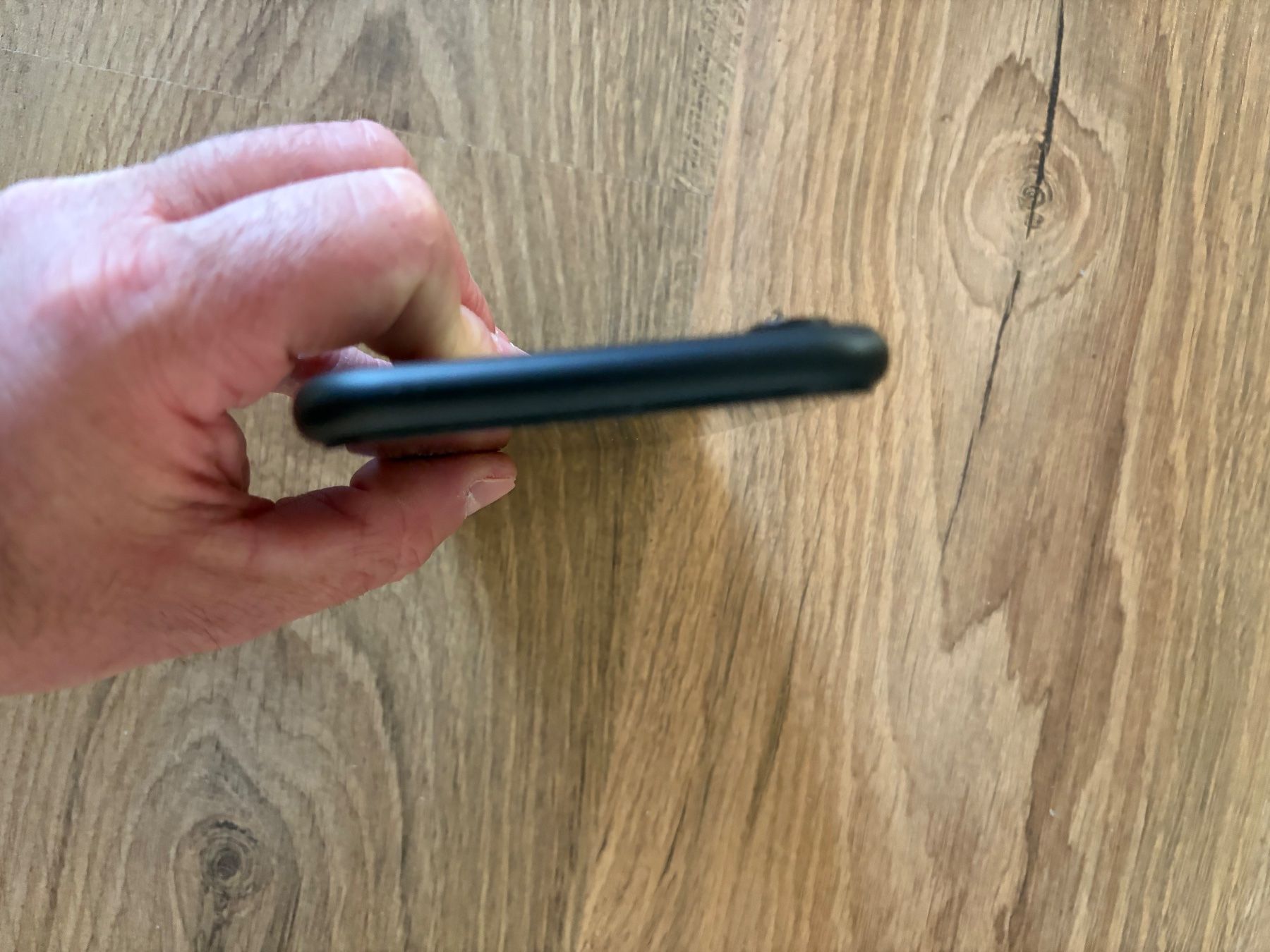 Apple Telefoni cellulari / Smartphones: iPhone XR 64GB schwarz – Usato da Herisau venduto da Schoch22 6