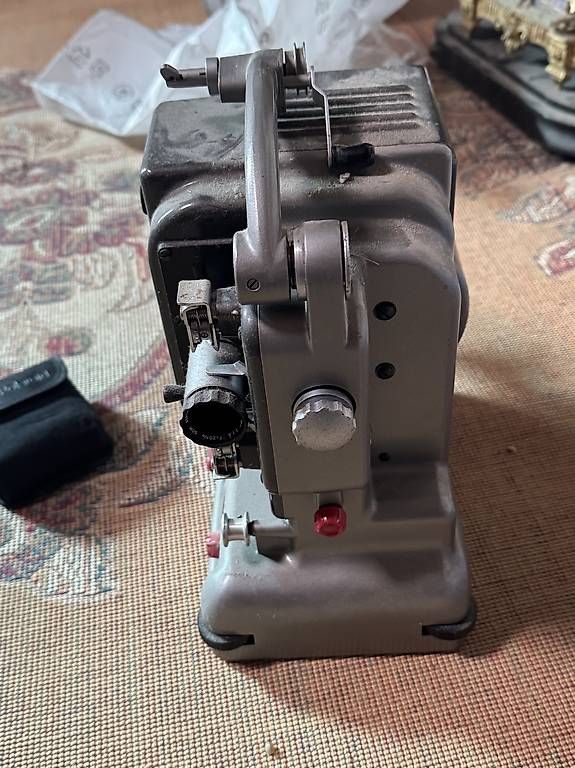 Proiettori: Projecteur vintage Paillard M8 – Usato da Bevaix venduto da mic_rdc7 1