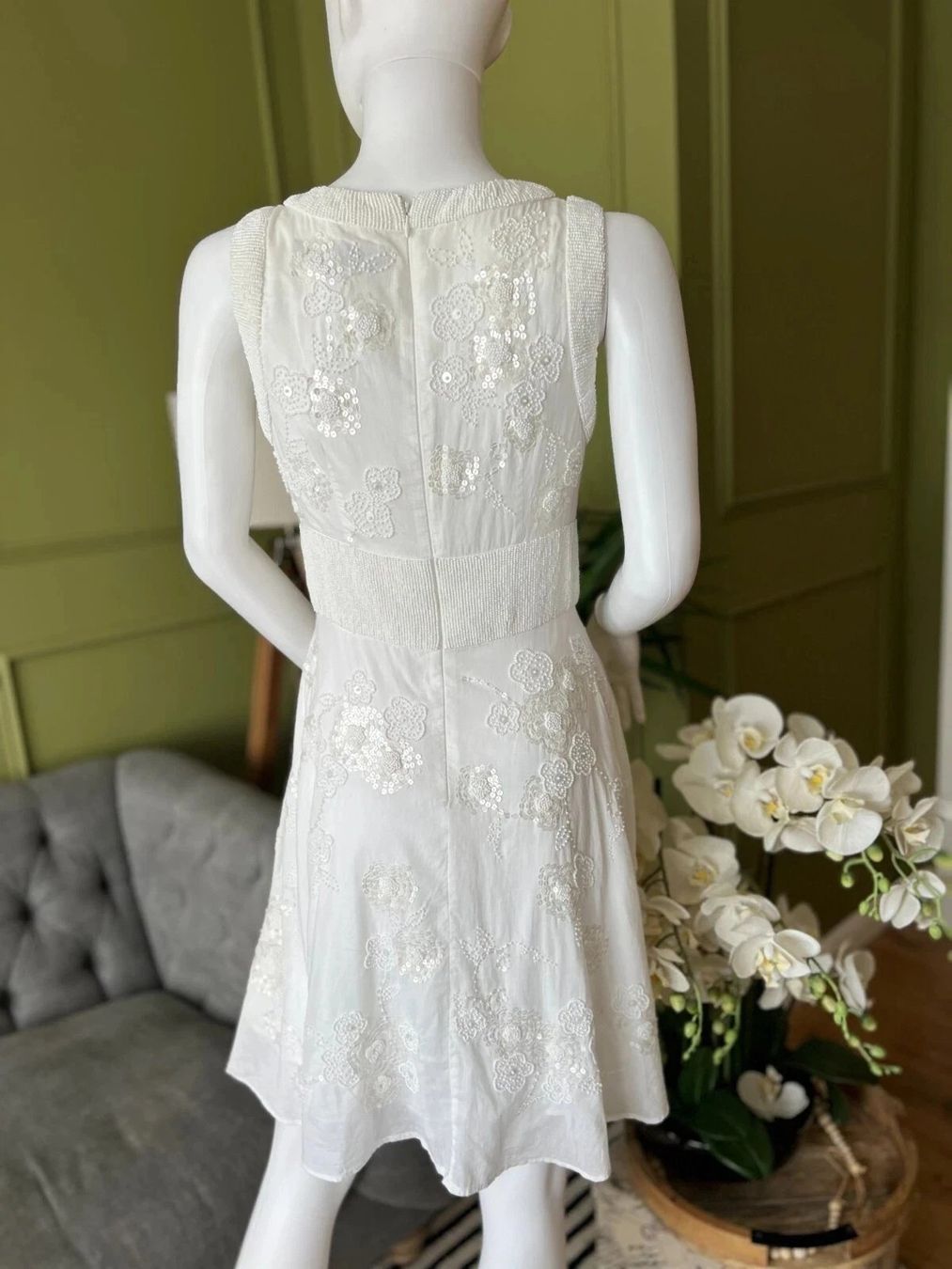 French Connection Kleider: french connection beaded sequinned dress white size M midi – Gebraucht aus Steinhausen von nwe_t8nj 5
