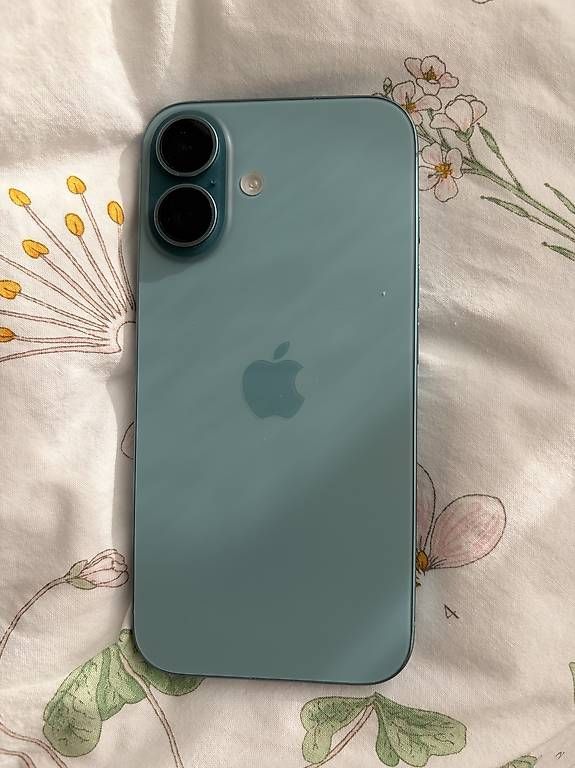 Telefoni cellulari / Smartphones: iPhone 16 128 gb – Usato da Lausanne venduto da ch_gz6w