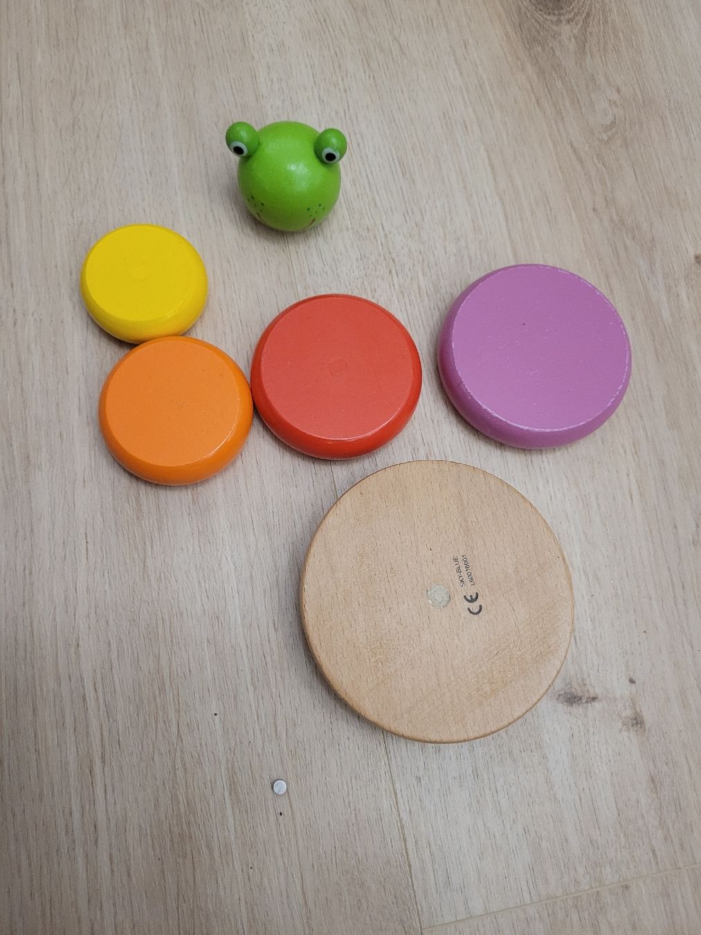 Spielzeuge: süsser Magnetfrosch Baby – Gebraucht aus Lupsingen von sta_wgg5 1