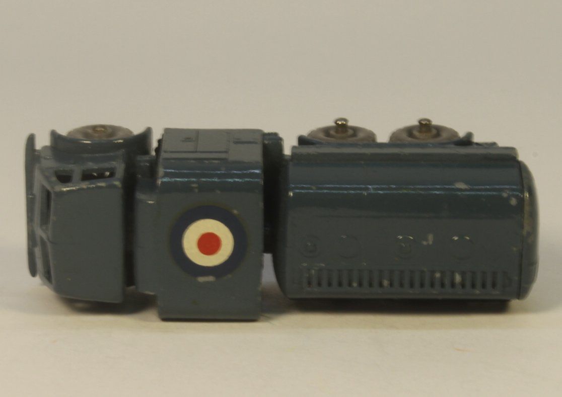 Matchbox Modellini d'auto: Matchbox Lesney 73A RAF 10 Ton Pressure Refueller – Usato da Zofingen venduto da Trukli58 4