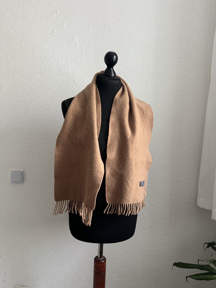 Burberry Foulard & Sciarpe: Vintage Burberry Schal – Nuovo (secondo la descrizione) da Luzern venduto da muh_22qq