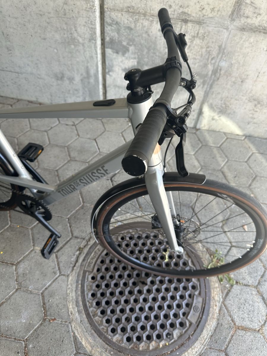 Tour de Suisse Velos: Tour de Suisse Motive – Gebraucht aus Wohlen AG von car_b5dw 5