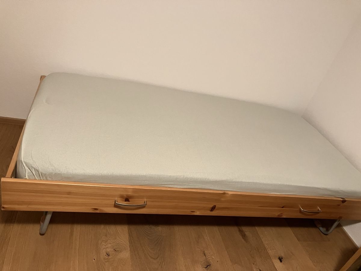 Flexa Letti: Flexa auszugbett 90x190 mit klappbeinen – Usato da Bever venduto da dvojca