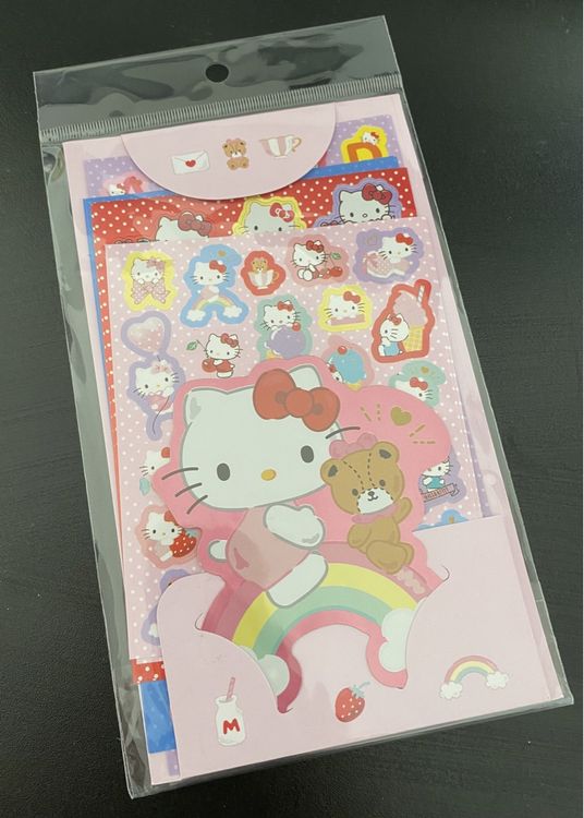 Stickers : Hello Kitty (Neu und originalverpackt) in Collombey für CHF ...
