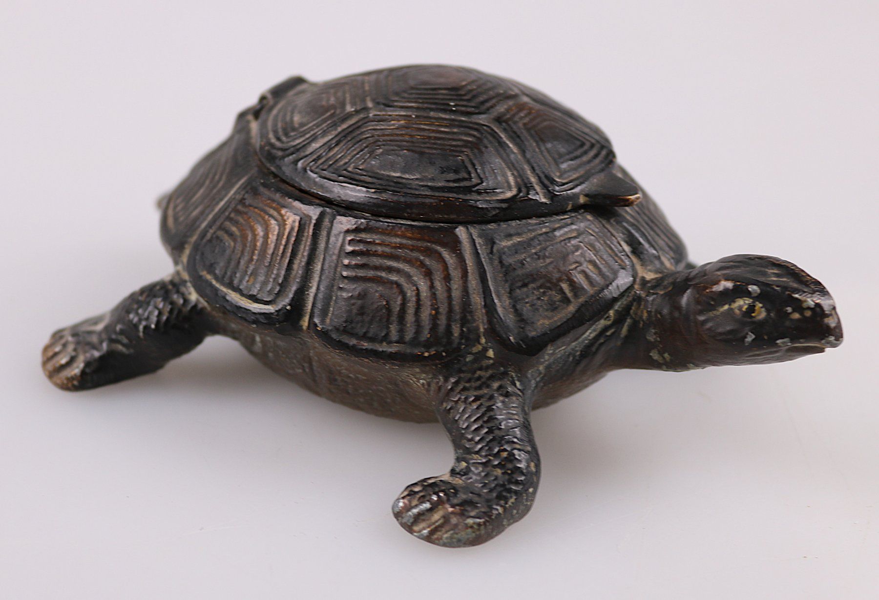 Portacenere: Schildkröte Aschenbecher – Usato da Volketswil venduto da brockipfannenstil 6