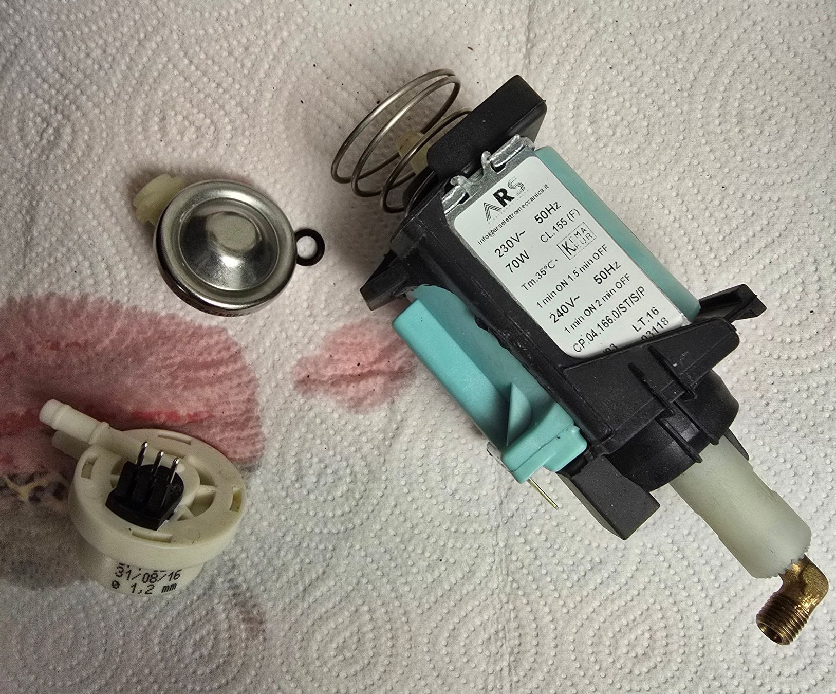 De'Longhi Macchine per caffè & Macchine per espresso: De Longhi ECAM 23.120.B Vollautomat – Usato da Reinach (AG) venduto da Luxag 9
