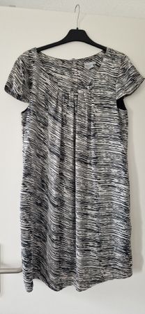 Sommer-Kleid in Grösse 46