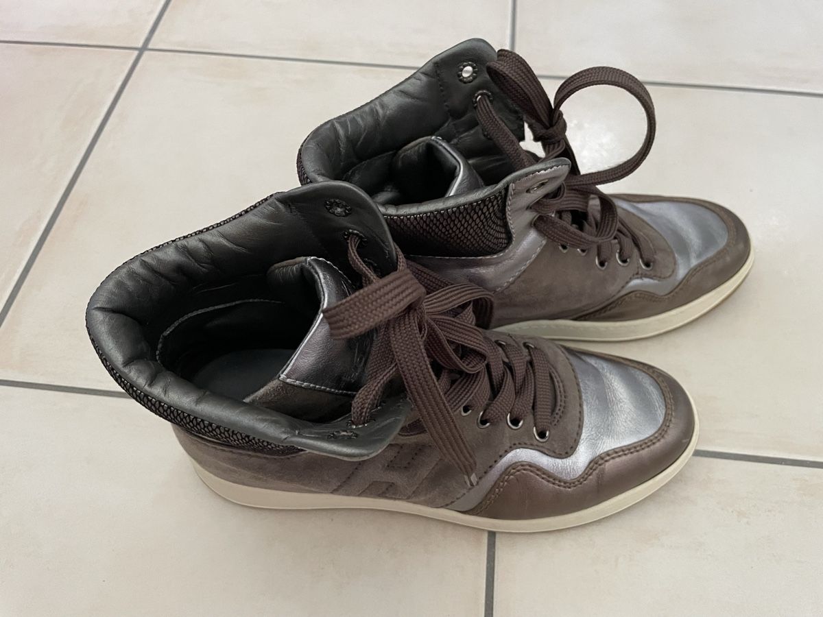 Hogan Damenschuhe: Hogan nr. 36.5 – Gebraucht aus Gorduno von cha_9lgw 1