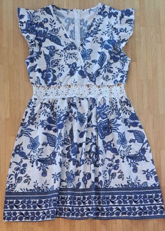 Belle robe d’été à taille empire
