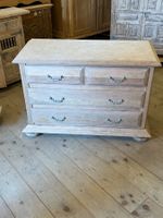 ART 1060-H Commode chêne sablé