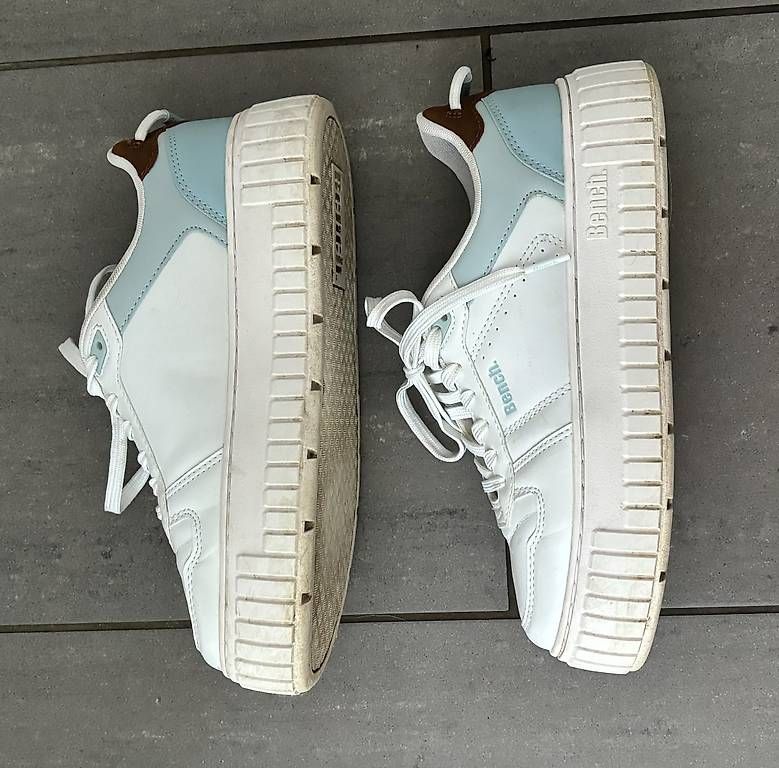 Scarpe da donna: Verkaufe Schuhe Grösse 39 – Usato da Zofingen venduto da Zysset_M 1
