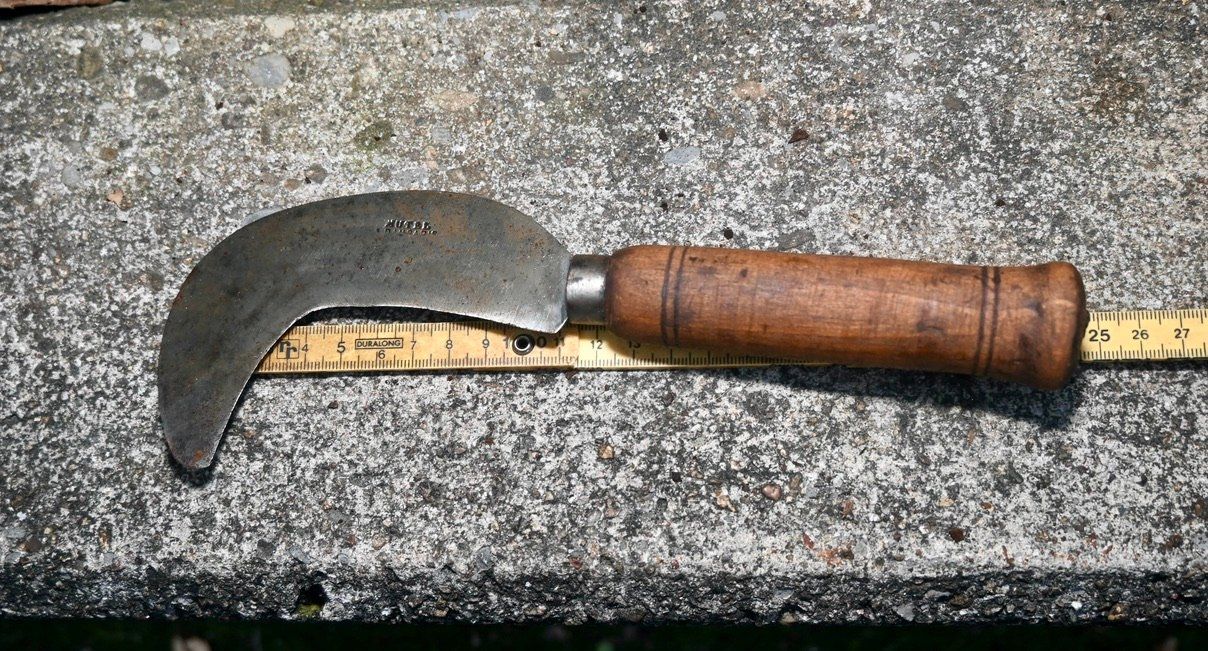 Tutti gli attrezzi: ANTIKE Handsichel Länge ca. 25cm - MUTEL À DAMPARIS – Usato da Pfaffhausen venduto da mono_rec 1
