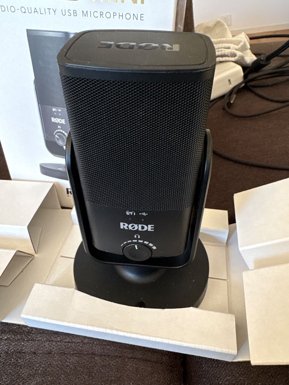 Røde Microfoni: Microphone USB Rode NT-USB Mini, qualité studio comme neuf – Usato da Préverenges venduto da Gilchris 2