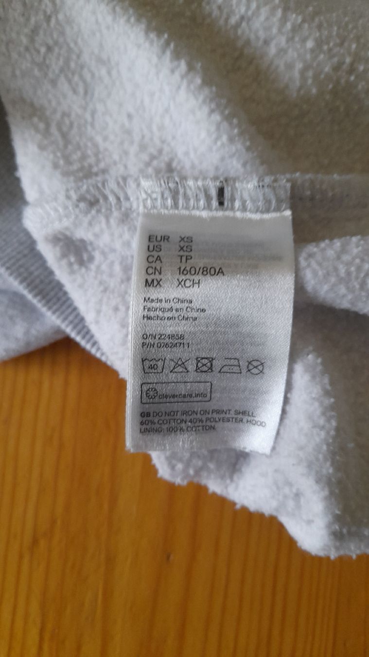 Maglioni & Felpe: Kapuzenpulli gr. XS in grau – Usato da Nesslau venduto da Churfirsten08 1