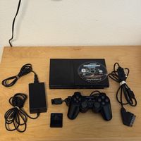 Sony PlayStation 2 Slim (SCPH-77004) Set + Controller, 8MB M