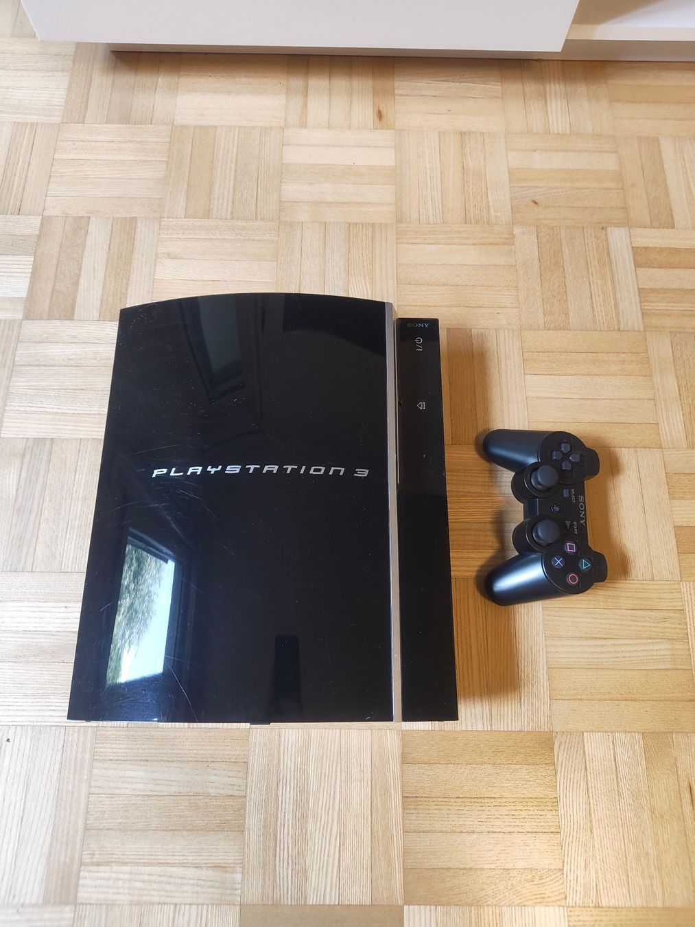 Sony Console: FAT PlayStation 3 Konsole mit Spielen und Controller CECHG04 – Usato da Thun venduto da John.Smith