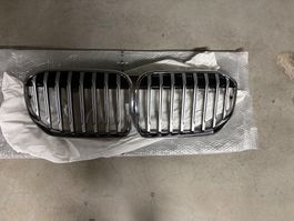 BMW 750 Jg.2022 Frontgrill