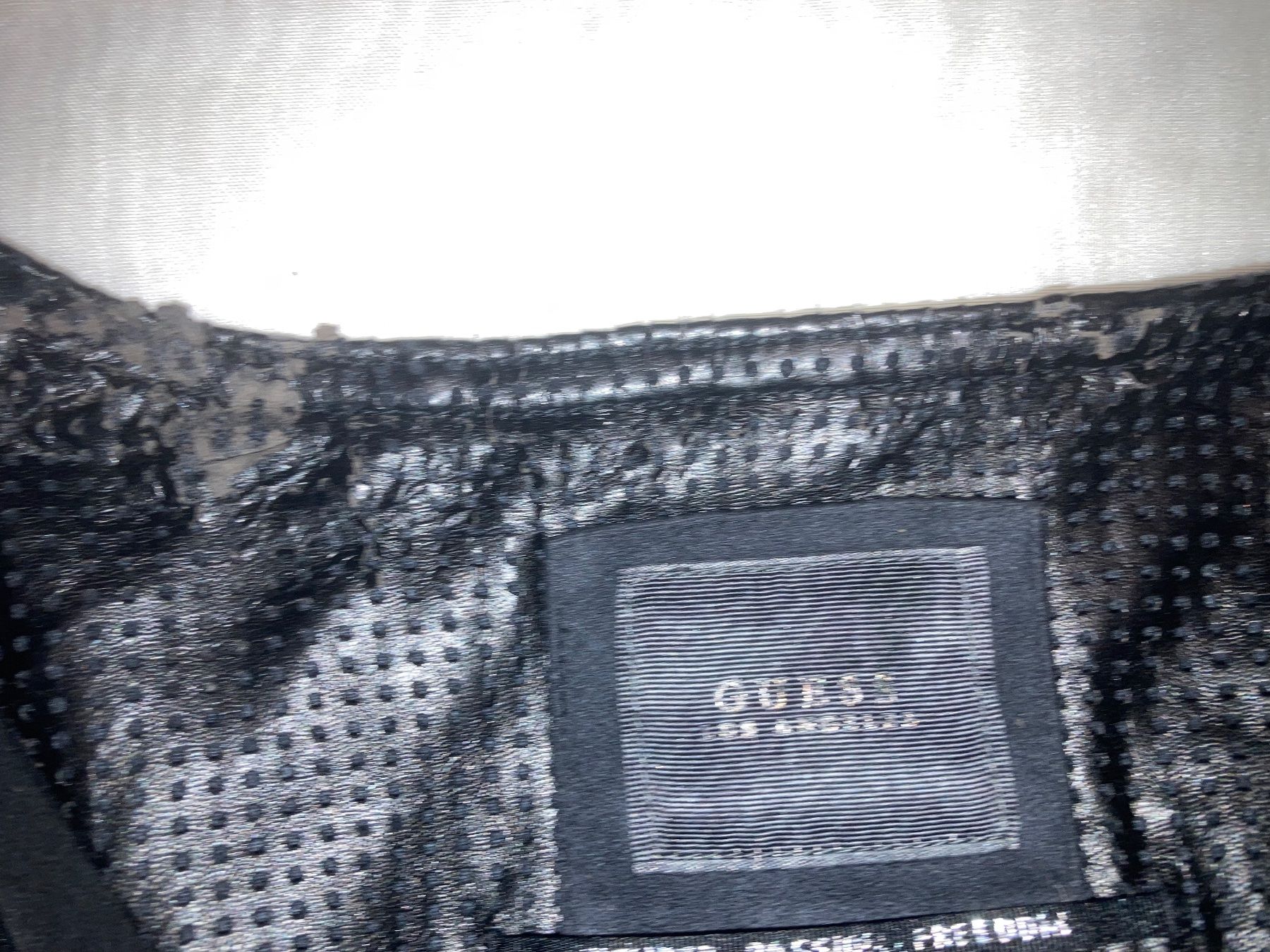 Guess Jacken: Guess Damenjacke, Grösse XL/46, – Gebraucht aus Zürich von Gustavo_Bianco 9